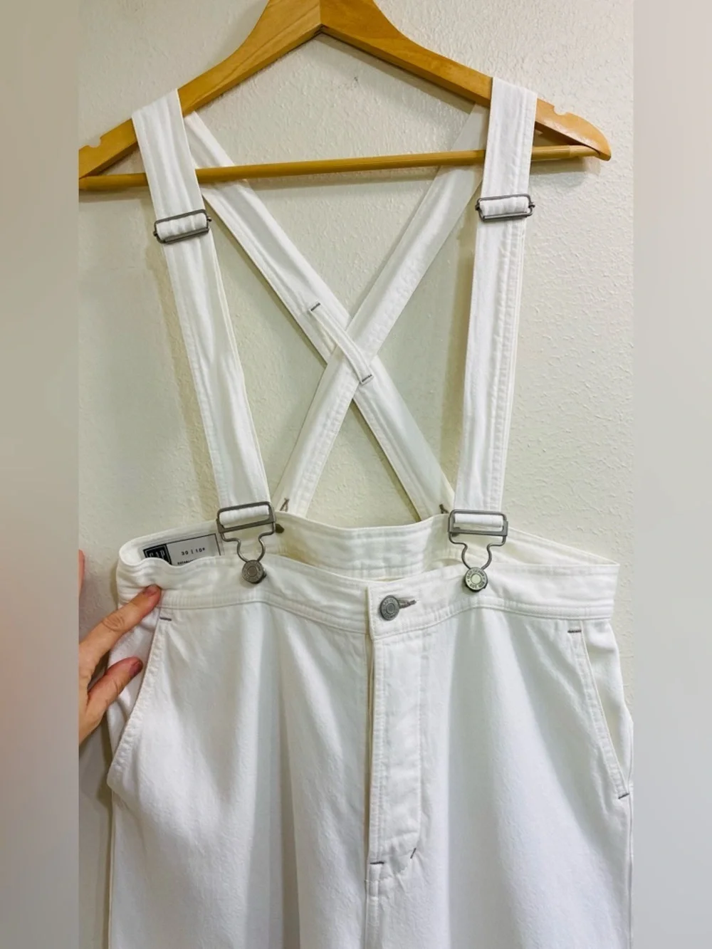 GAP White Wide-Leg Denim Overalls with Cross-Back Straps
